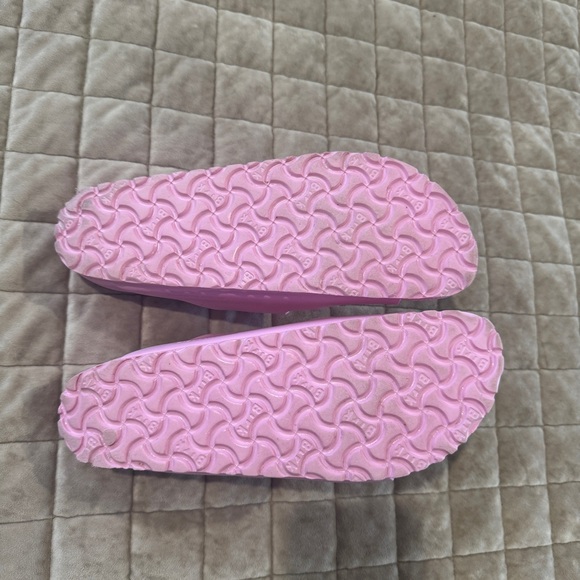 Birkenstock Soft Pink Sandals - Picture 5 of 6